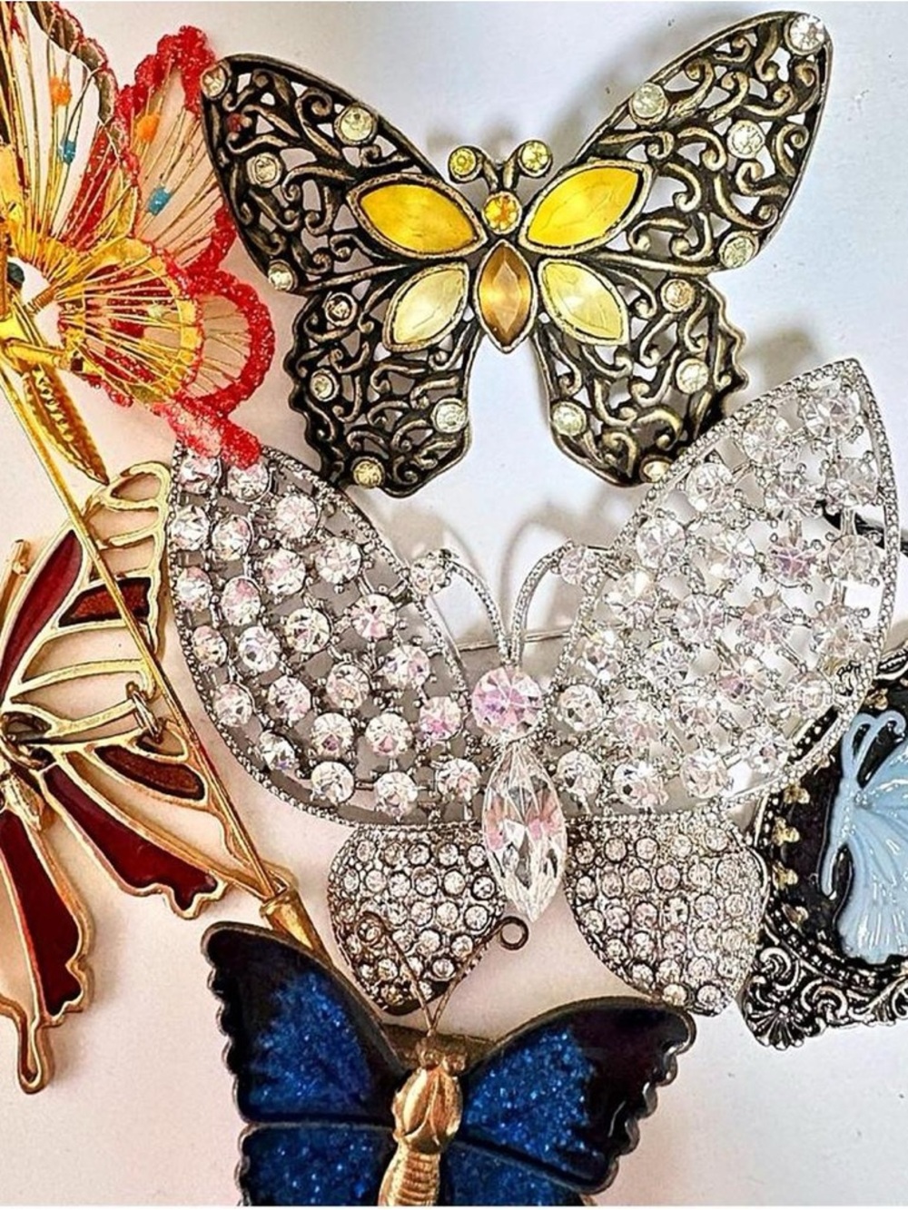 Vintage and vintage inspired lot of 6 Butterfly Brooch, magnet and pendant